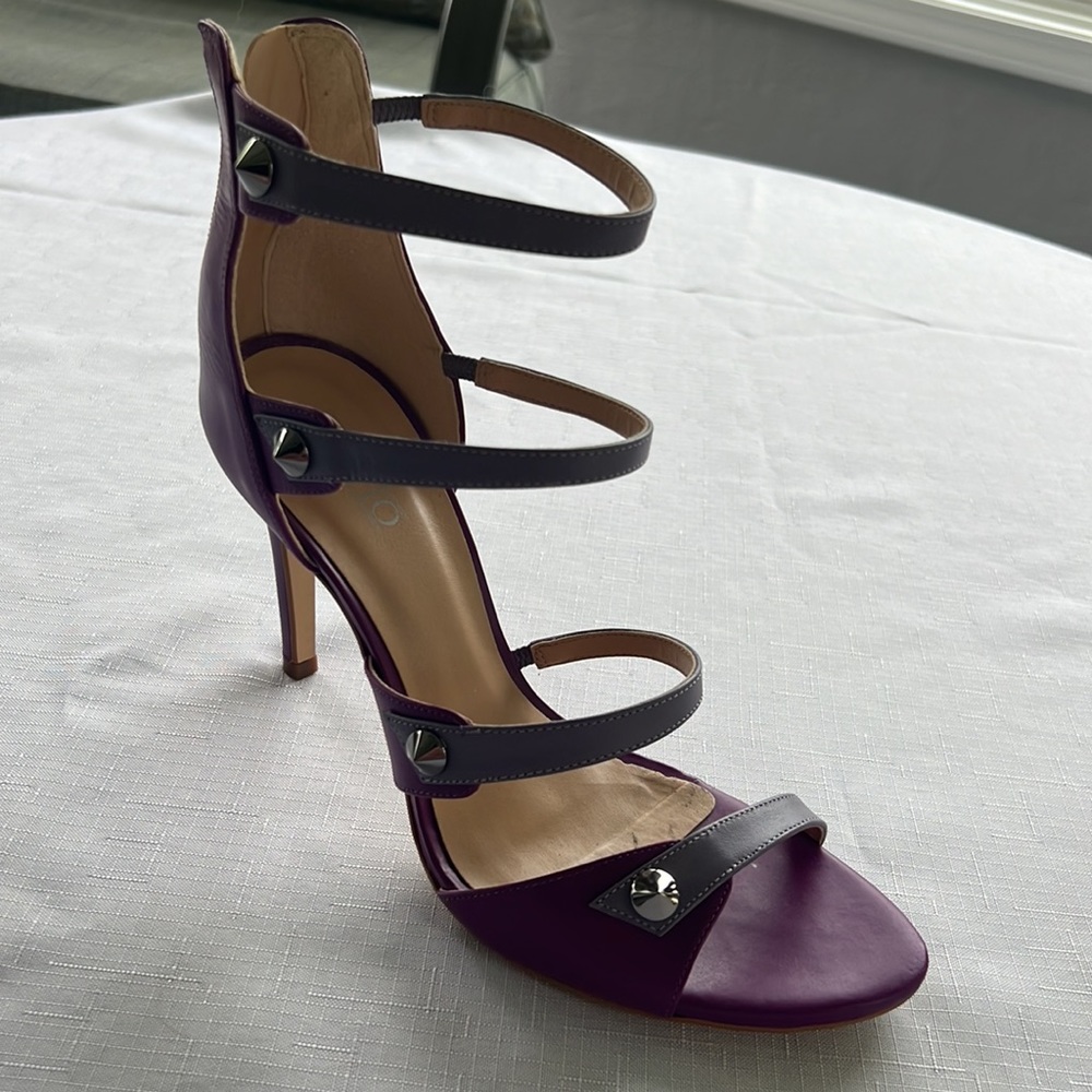 Lucho Sandals, Raspberry - Picture 2 of 7